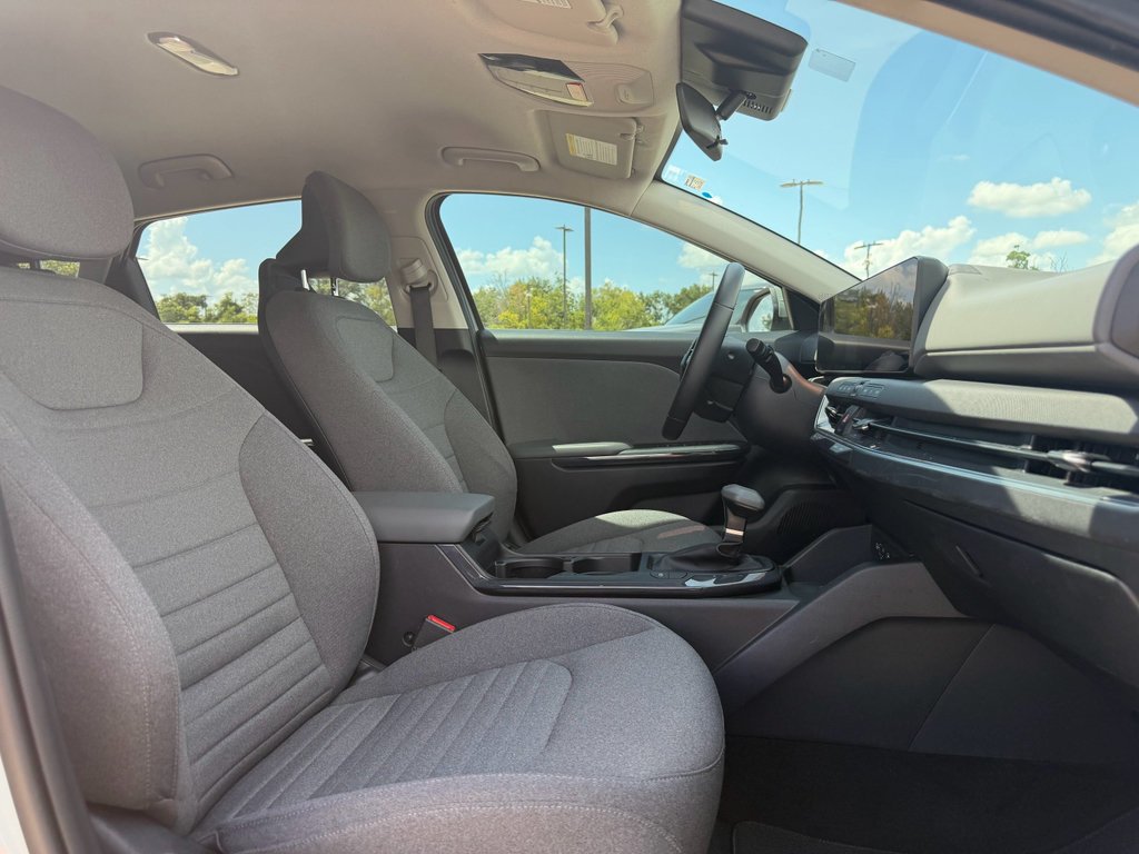 Used 2025 Morning Haze Kia EX image 12