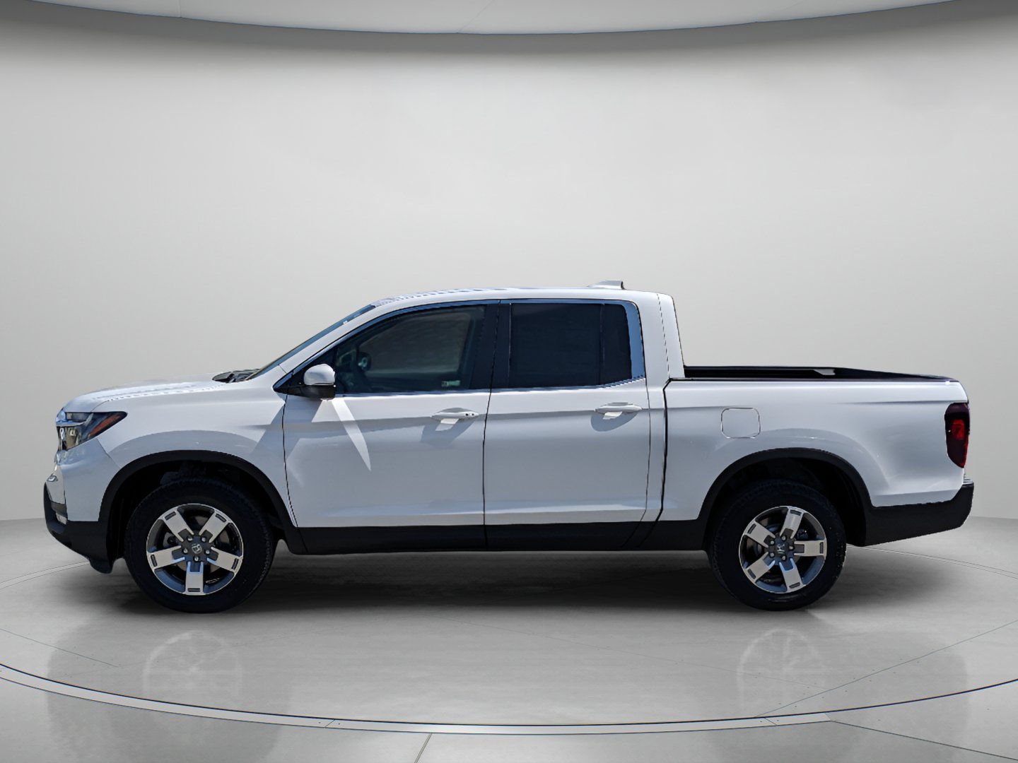 New 2026 Platinum White Pearl Honda RTL image 3