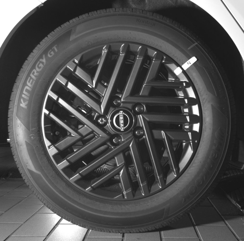 New 2027 White Nissan SV image 40