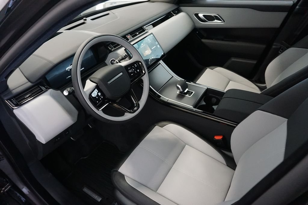 2026 Land Rover Range Rover Velar Dynamic SE - Photo 18