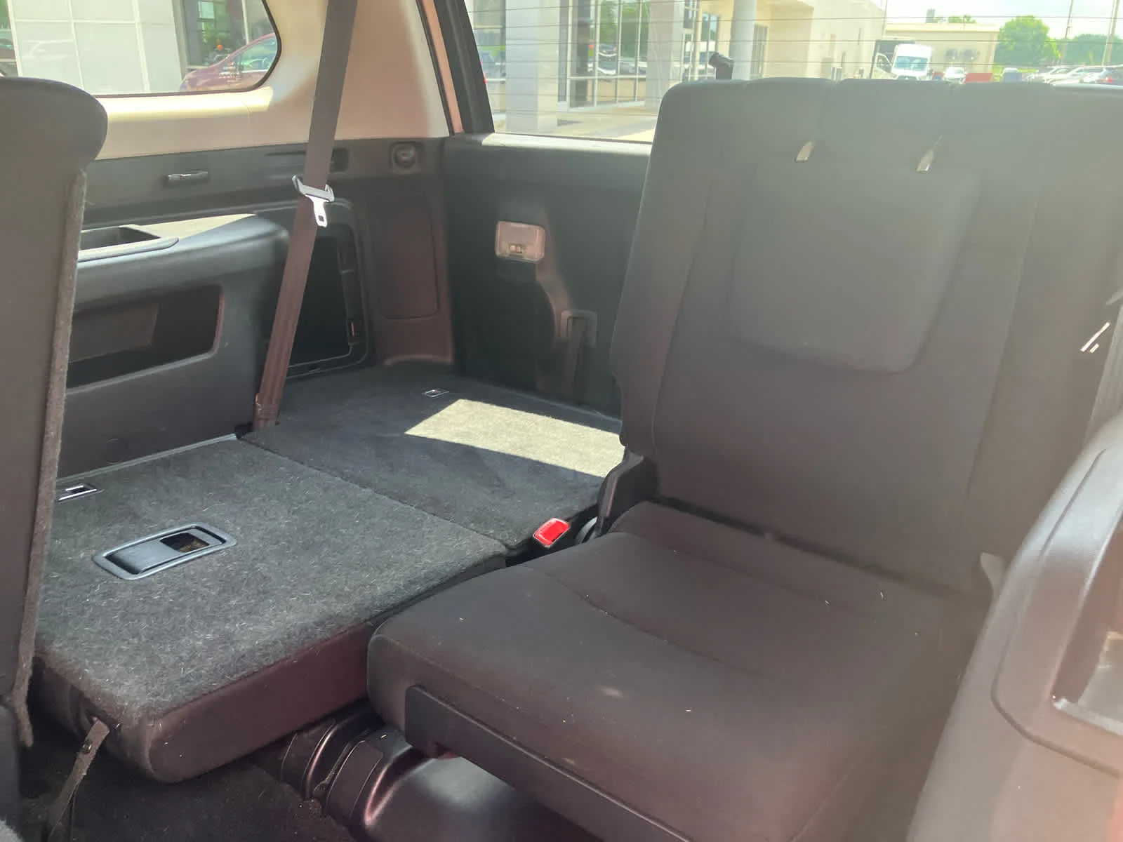 Used 2013 Blizzard Pearl Metallic Toyota SR5 image 33