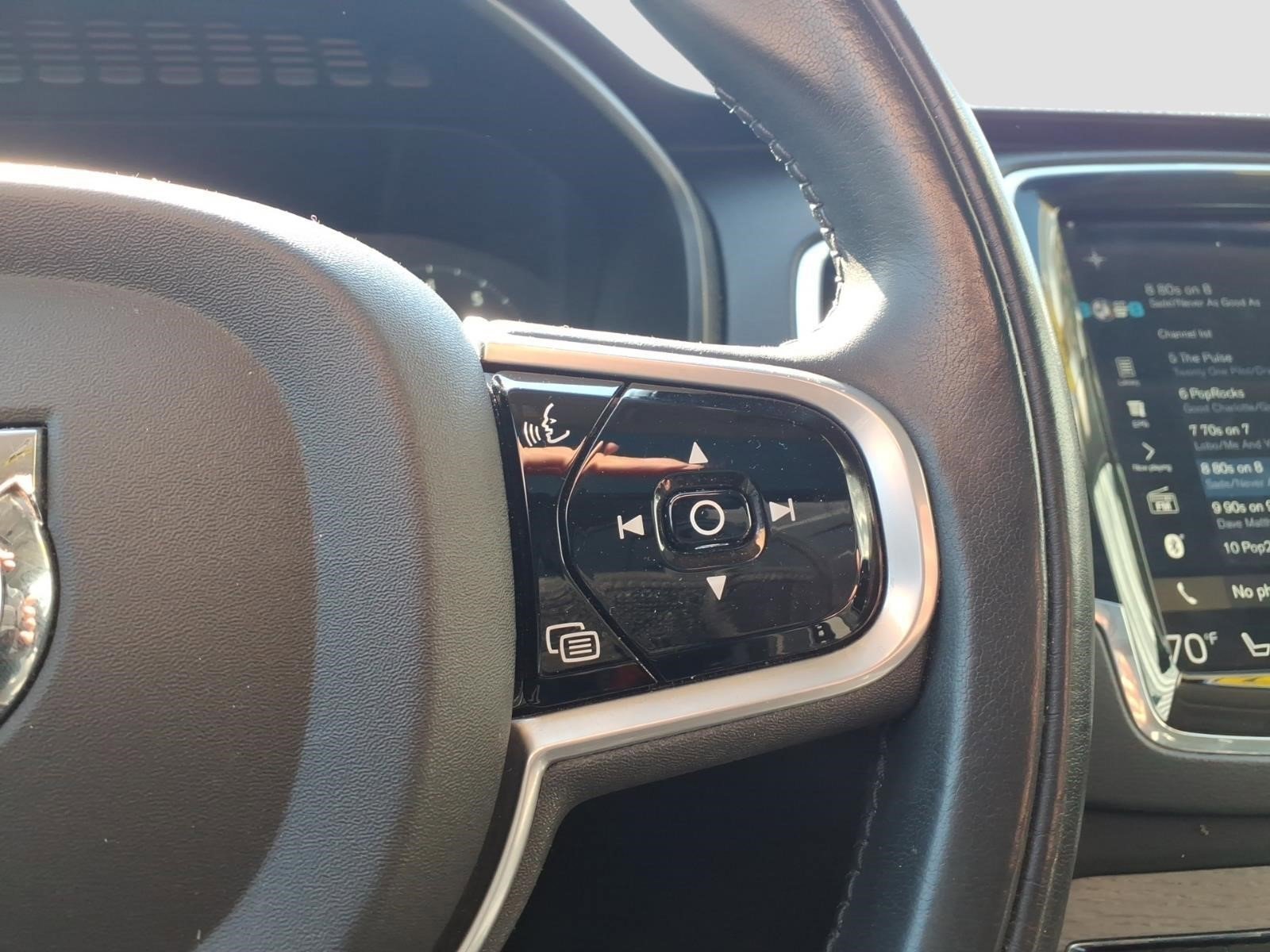 Used 2020 Blue Volvo T6 Inscription image 22