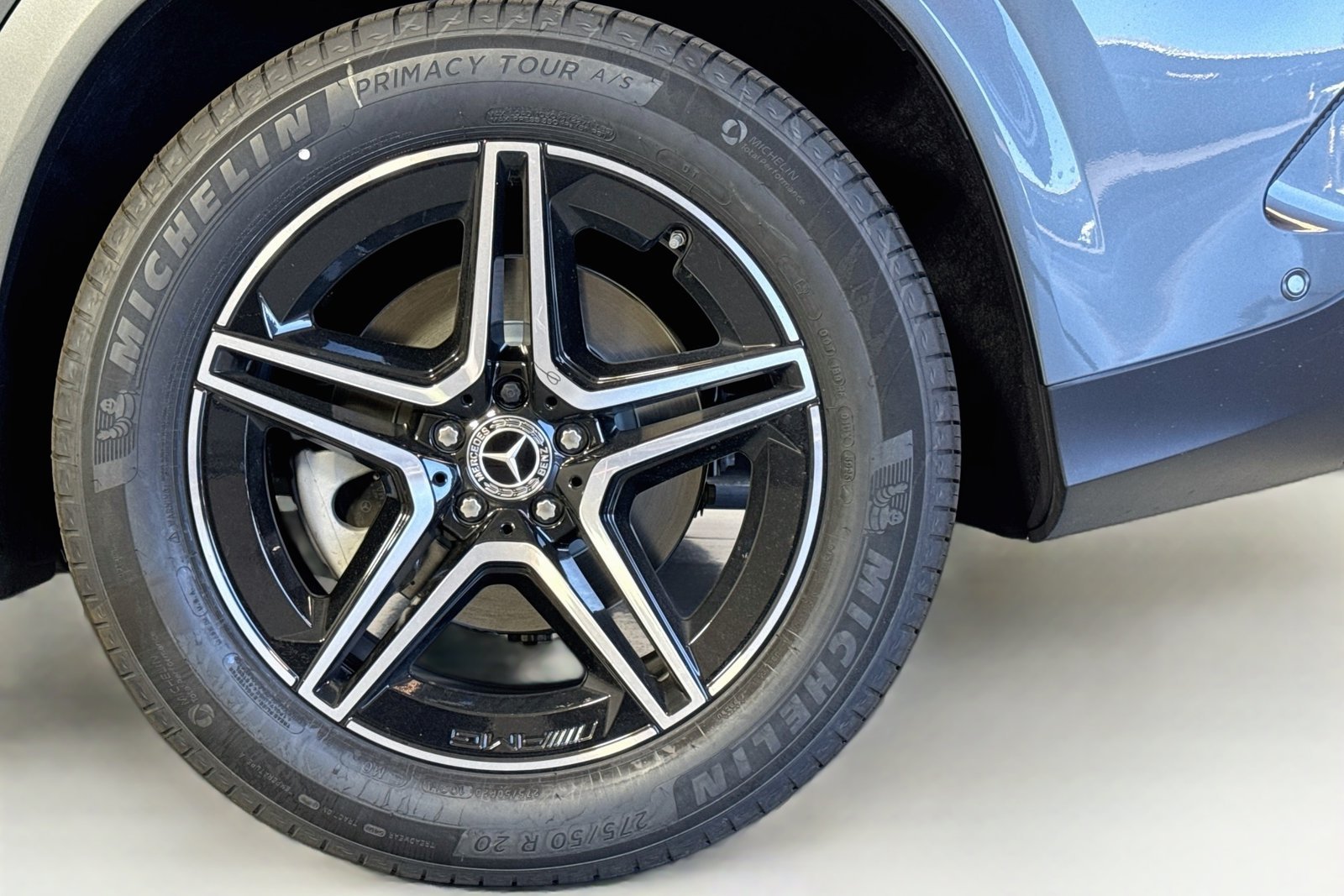 New 2026 Selenite Grey Metallic Mercedes-Benz GLE 450 image 29