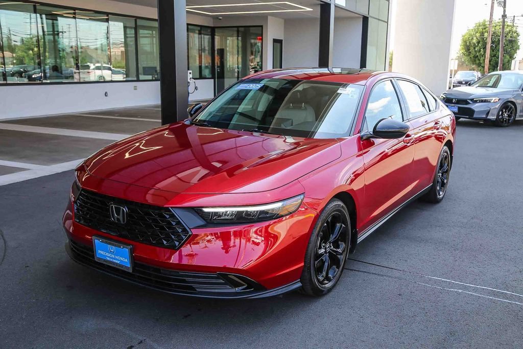 2025 Honda Accord SE - Photo 31