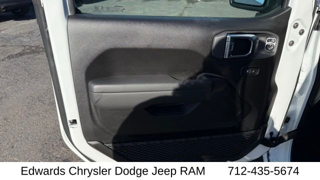 New 2026 Bright White Clearcoat Jeep Sport S image 15