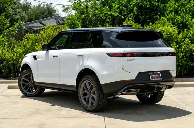 New 2026 Fuji White Land Rover SE image 12