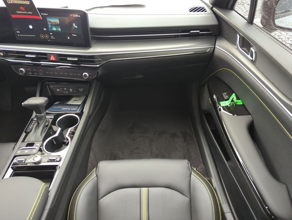 New 2026 Wolf Gray Kia GT image 16