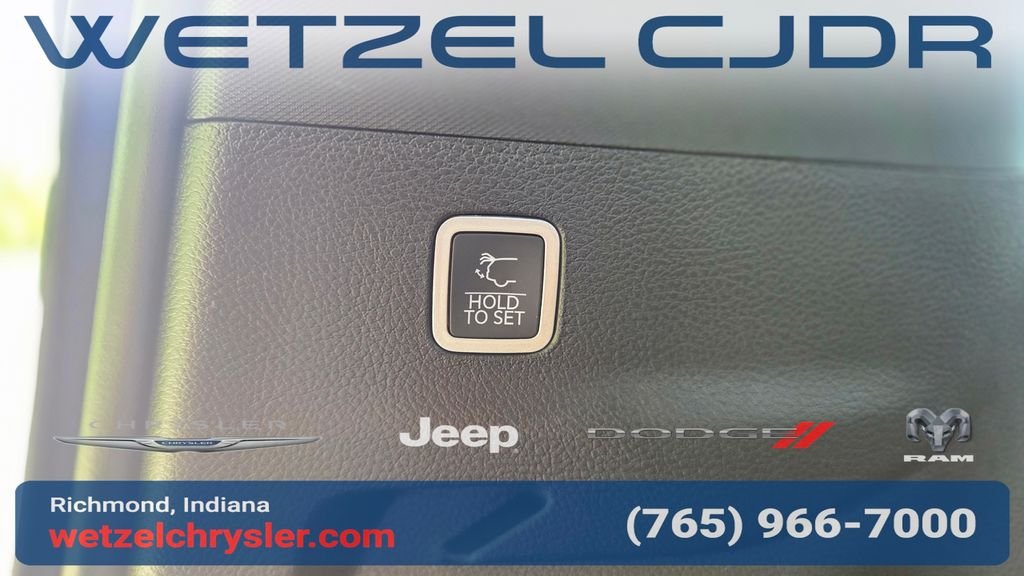 New 2026 Fathom Blue Pearl-Coat Exterior Paint (Late Availability) Jeep Limited Altitude image 13