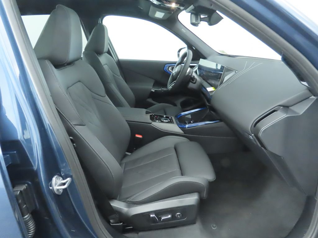 Used 2026 Blue Metallic BMW 30 xDrive image 22