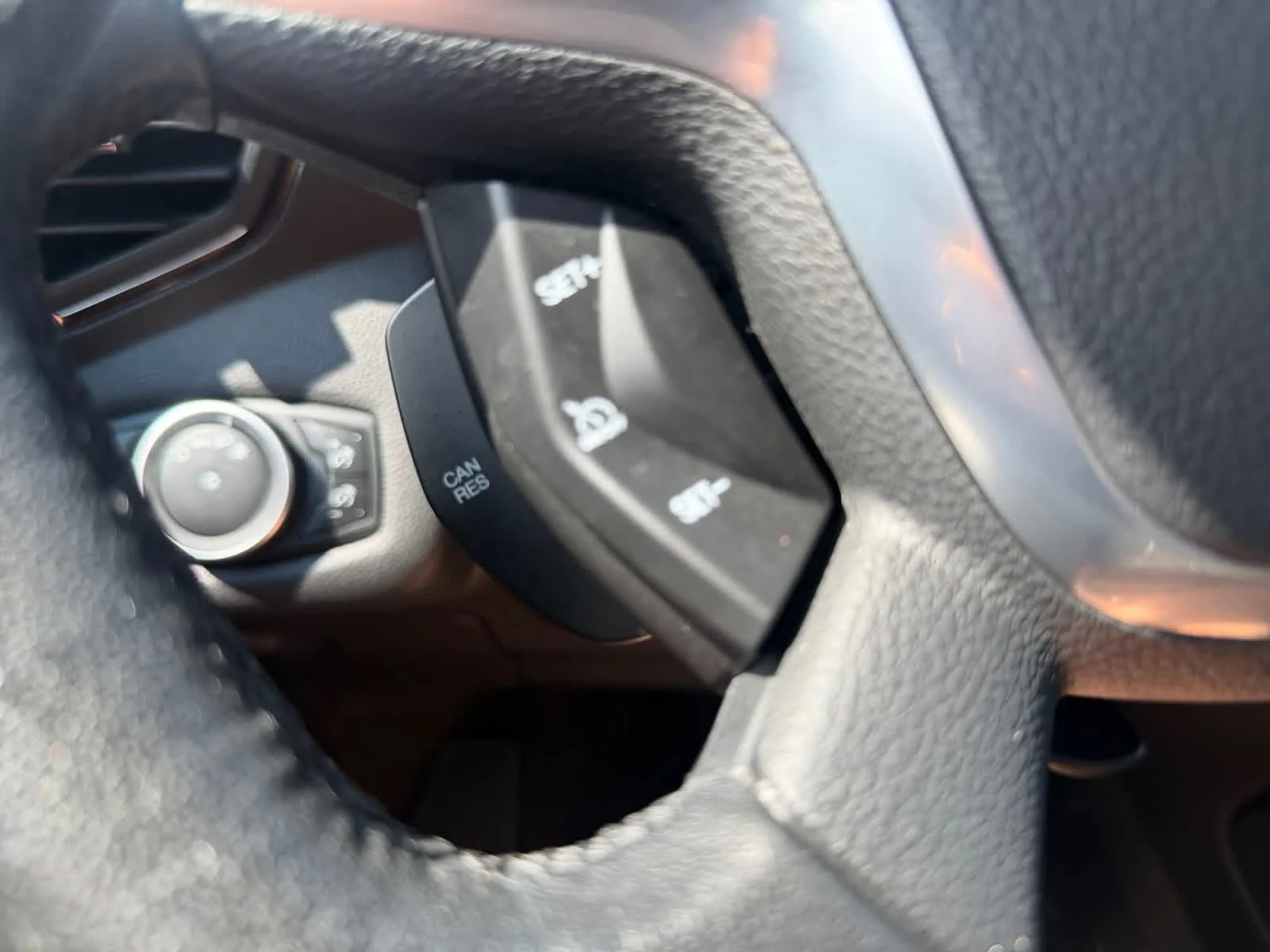 Used 2016 White Platinum Metallic Tri-Coat Ford Titanium image 34