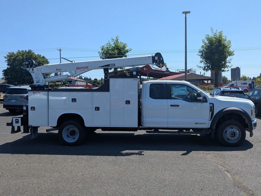 2025 Ford F-550 Super Duty Chassis Cab XL - Photo 6
