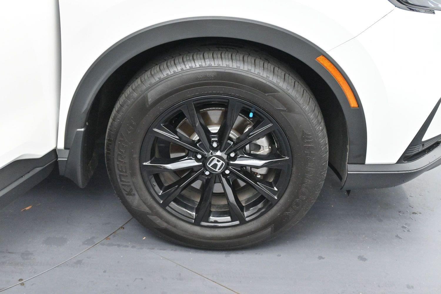 Used 2025 Platinum White Pearl Honda Sport-L image 34