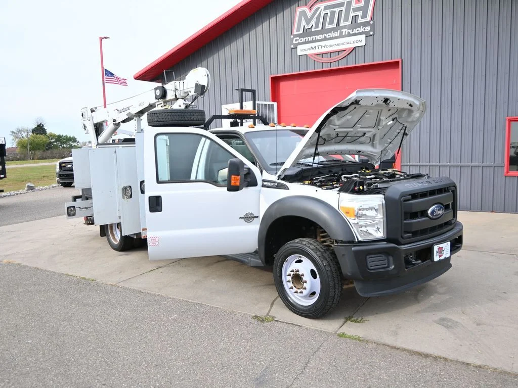 2016 Ford F-550 - Photo 15