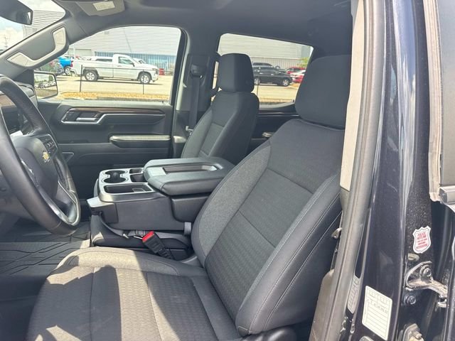Used 2024 Gray Chevrolet LT image 28