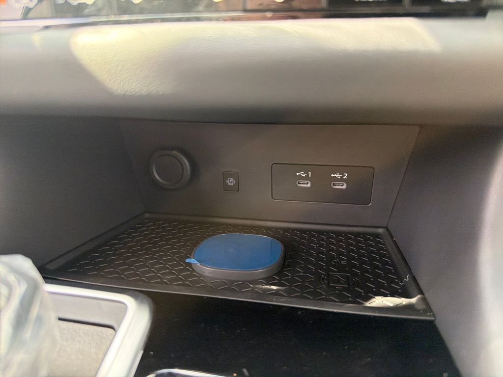 New 2026 Nissan Pathfinder SL 4D Sport Utility