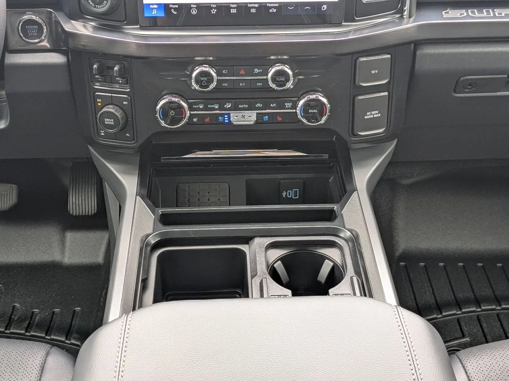 New 2026 Star White Metallic Tri-Coat Ford Lariat image 18