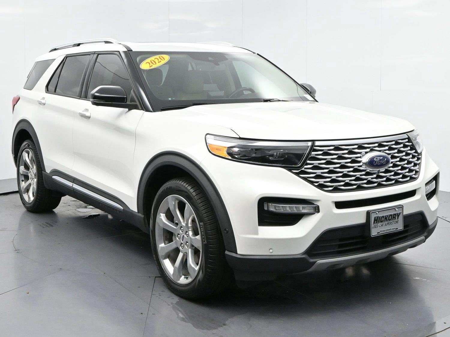 Used 2020 Star White Metallic Tri-Coat Ford Platinum image 2