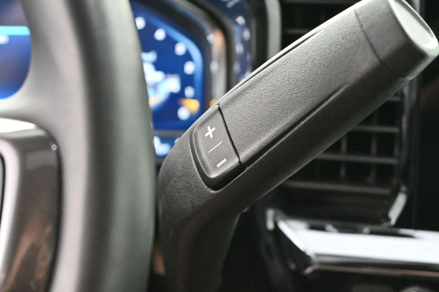 Used 2025 Slate Gray Metallic Chevrolet ZR2 image 26