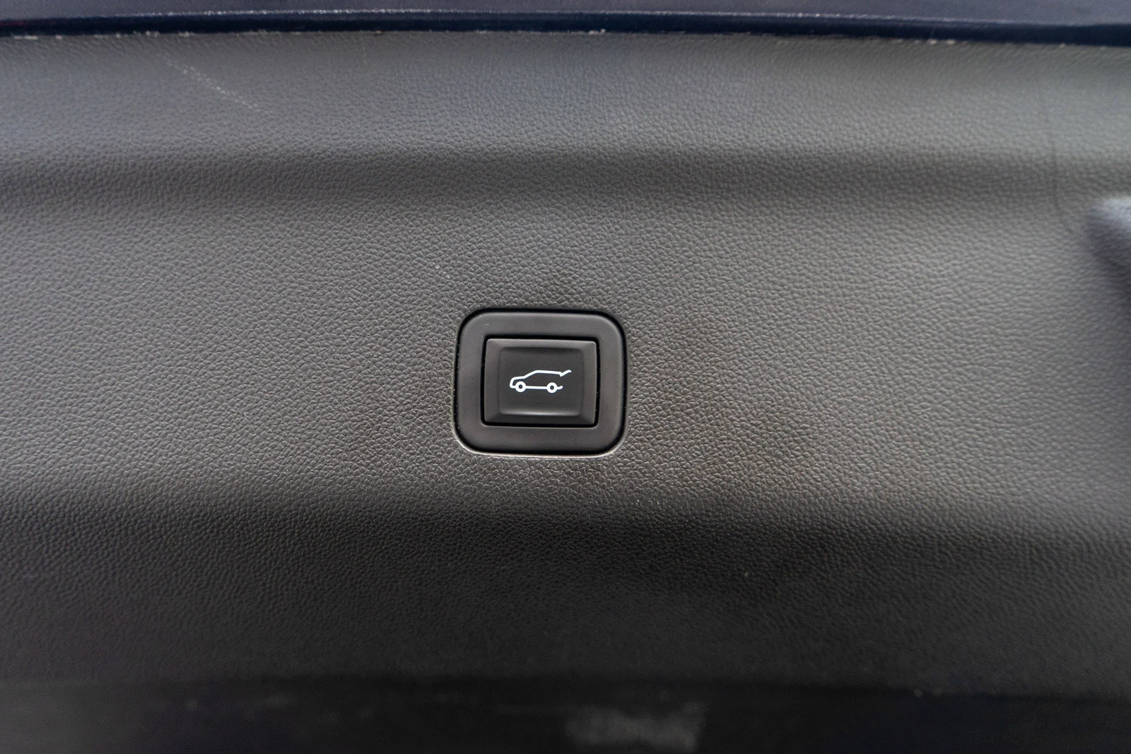 Used 2023 Titanium Rush Metallic GMC Denali image 10