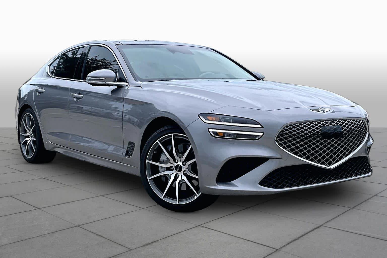 Certified Used 2026 Savile Silver Genesis 2.5T Prestige image 6