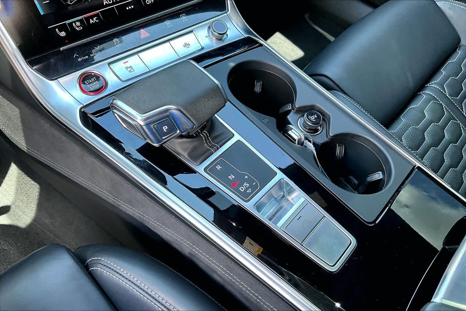Used 2022 Sebring Black Crystal Effect Audi  image 16