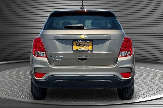Used 2021 Gray Chevrolet LS image 5