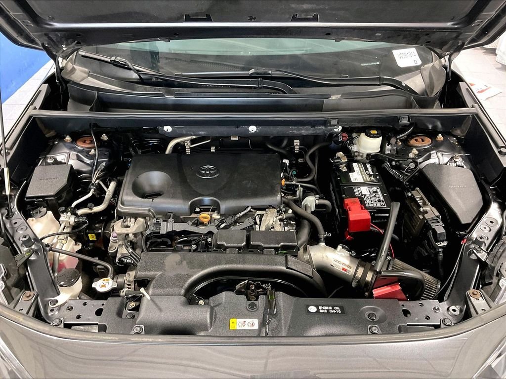 Used 2020 Gray Toyota LE image 27