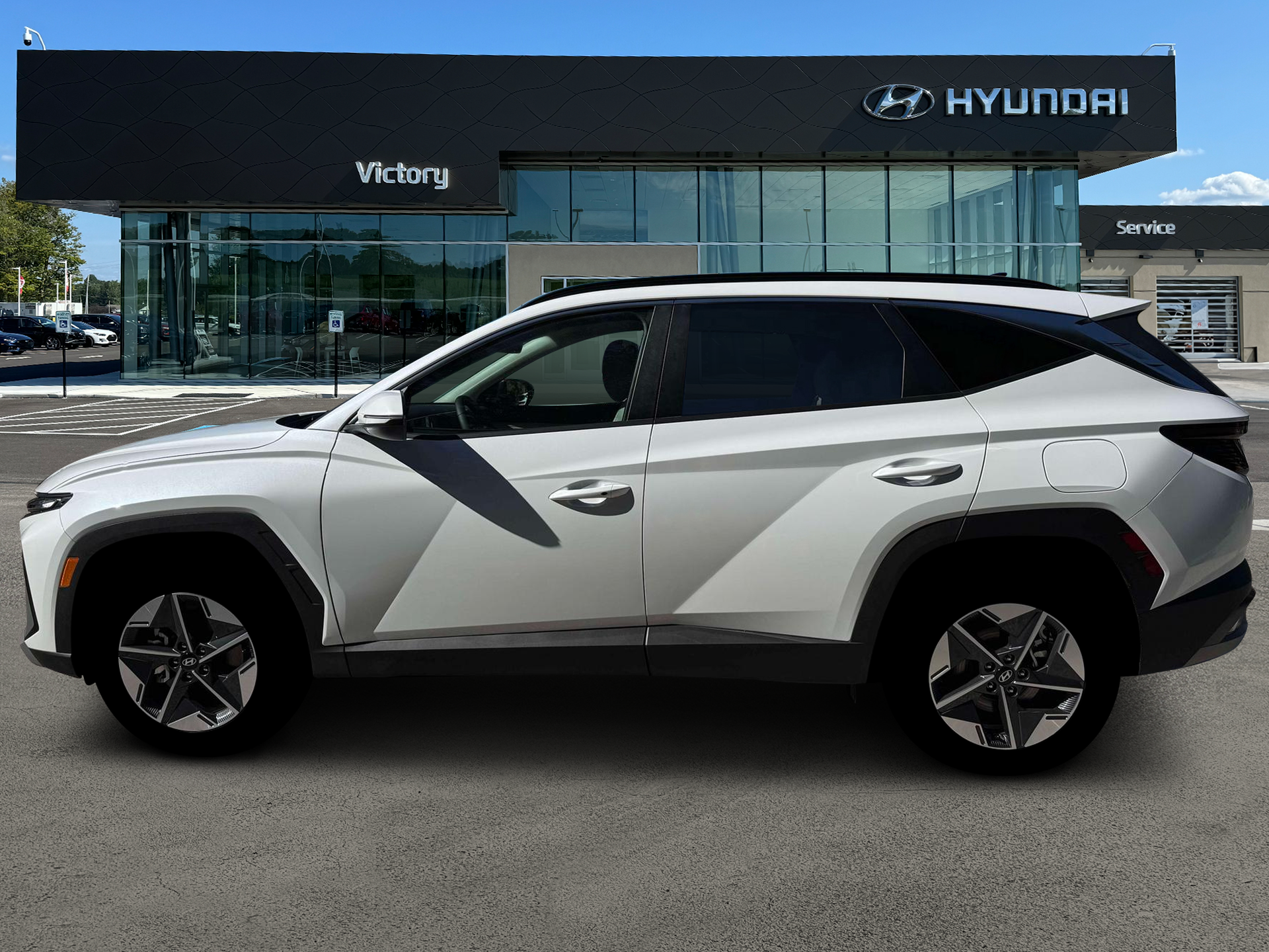 New 2026 White Hyundai SEL Convenience image 3