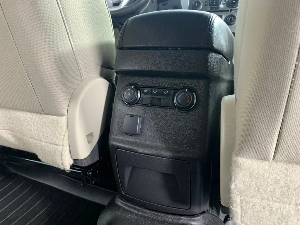 Used 2015 Gray Ford XLT image 21