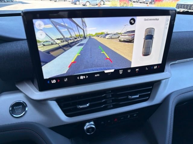 New 2027 Gray Ford 4DR 4WD ACTIVE image 17