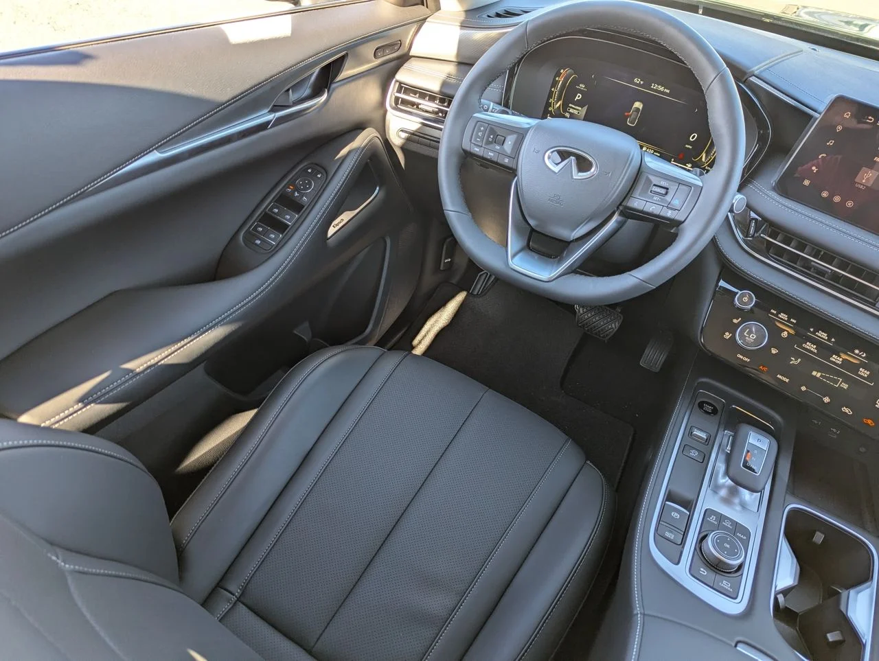 2026 INFINITI QX60 LUXE - Photo 21