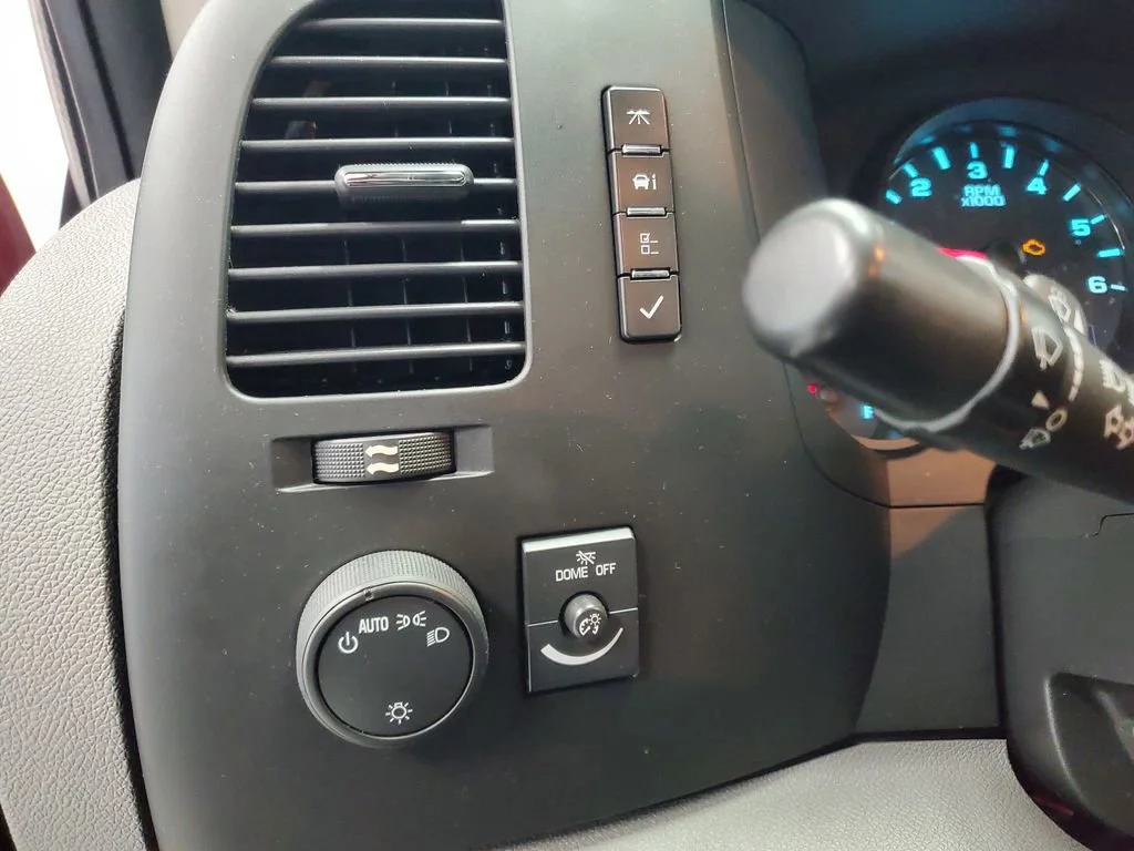 Used 2013 Deep Ruby Metallic Chevrolet LS image 10