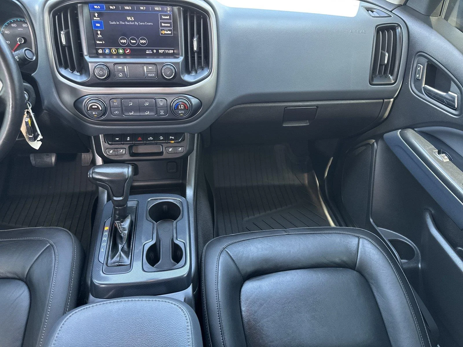 Used 2021 BLACK Chevrolet 4WD Z71 image 16