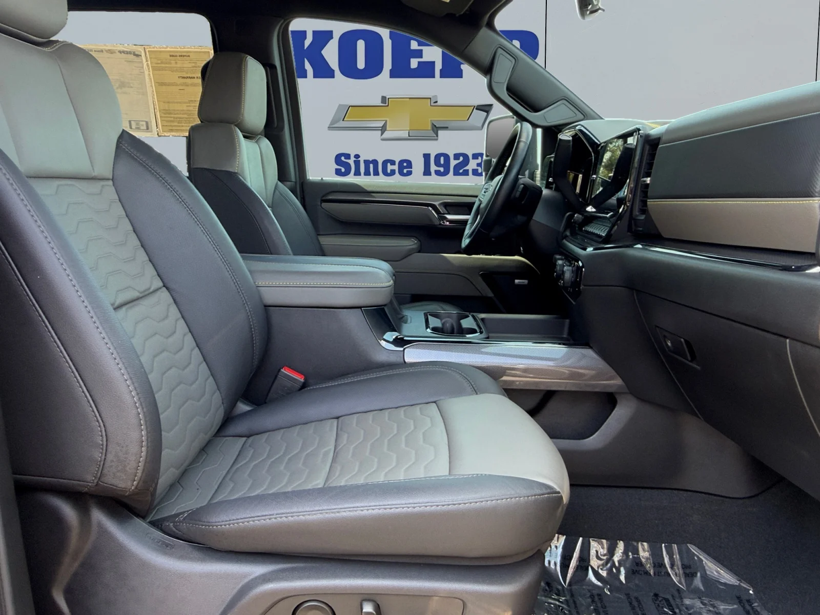 Used 2026 Cypress Gray Chevrolet ZR2 image 17
