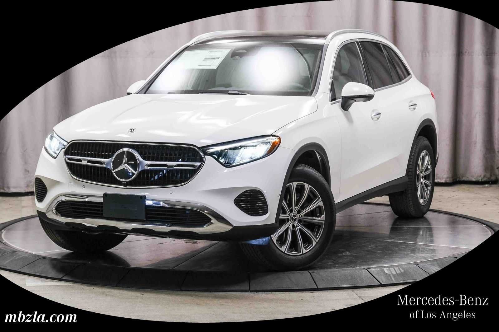 New 2026 Polar White Mercedes-Benz GLC 300 image 42