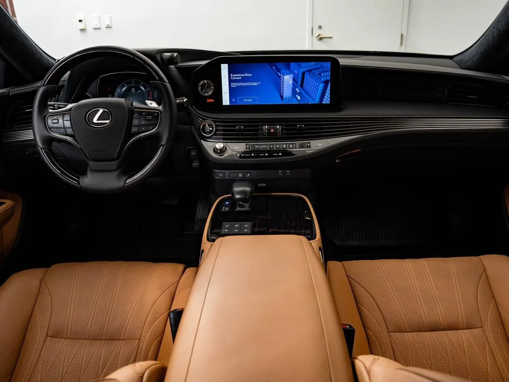 Used 2023 Atomic Silver Lexus 500 image 32
