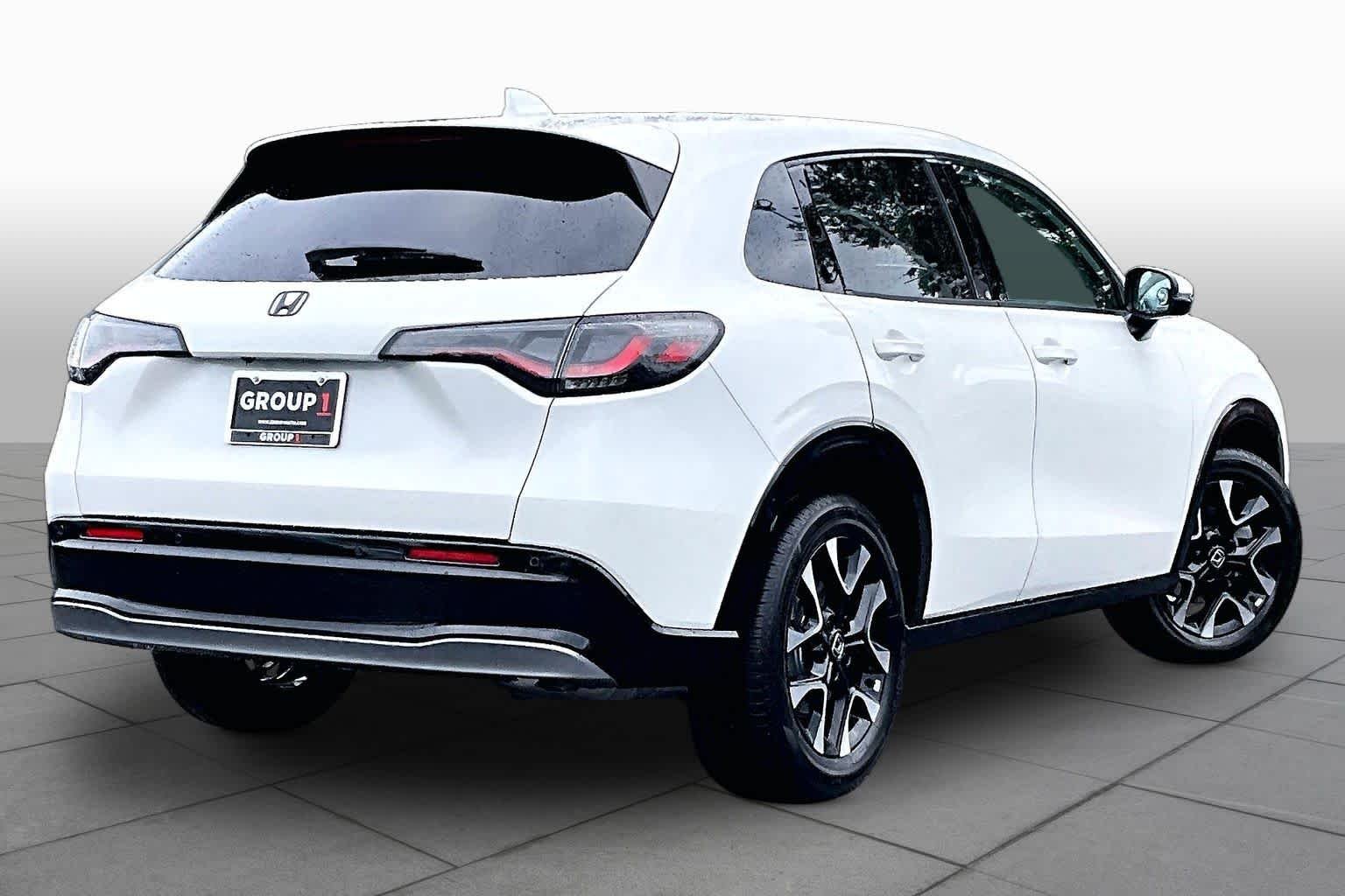 Certified Used 2026 Platinum White Pearl Honda AWD EX-L image 12