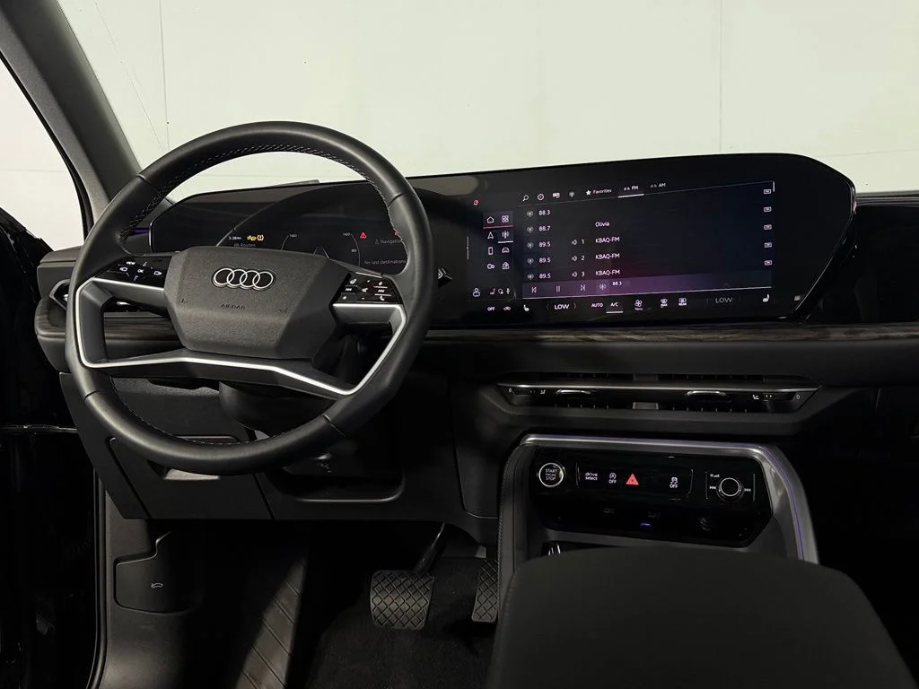 2025 Audi Q5 Premium - Photo 14