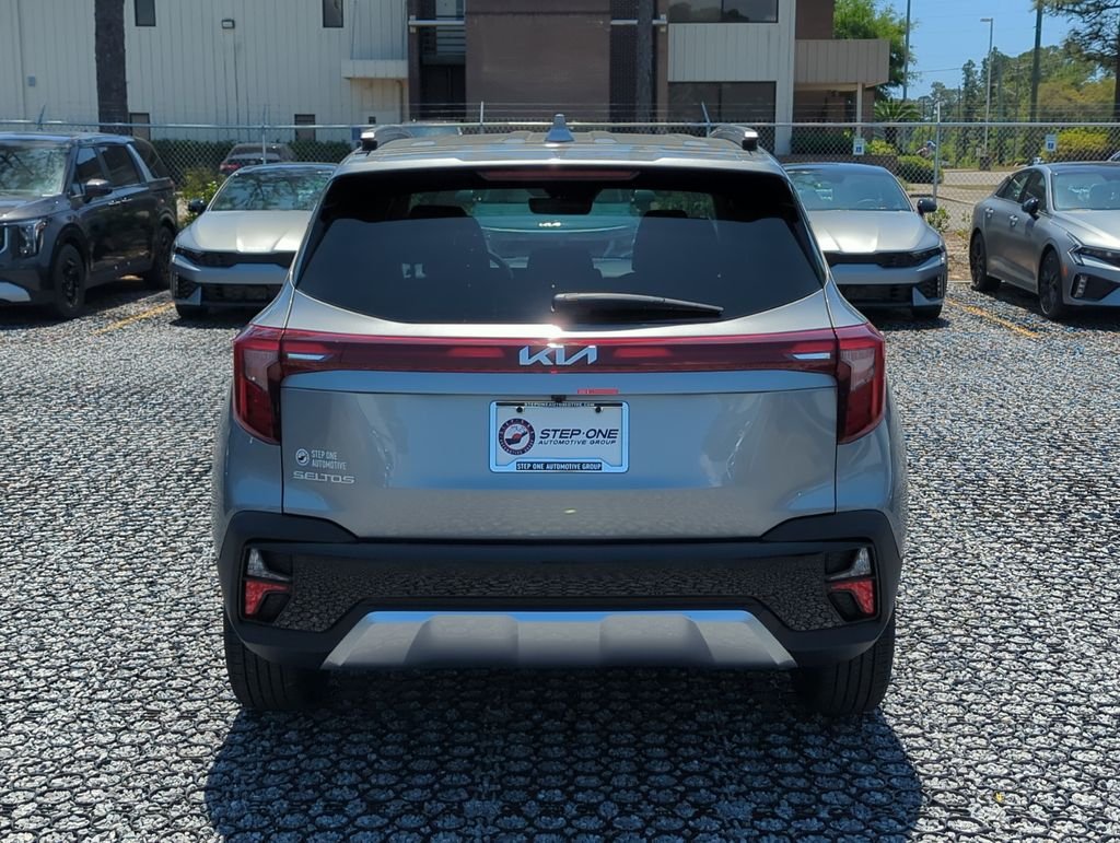 New 2026 Steel Gray Kia EX image 6