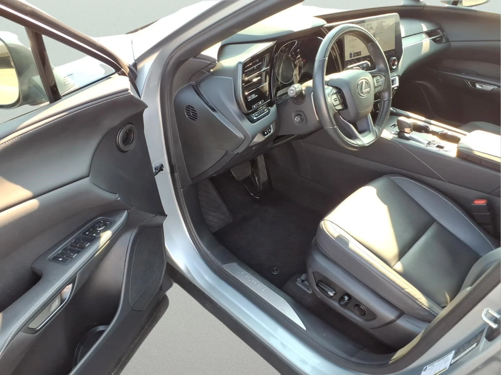 Used 2024 Silver Lexus 350 Premium image 10