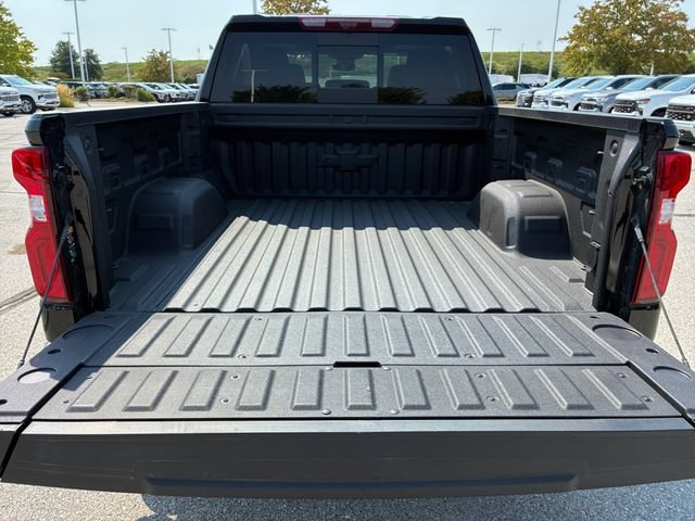 2026 Chevrolet Silverado 1500 LTZ - Photo 16