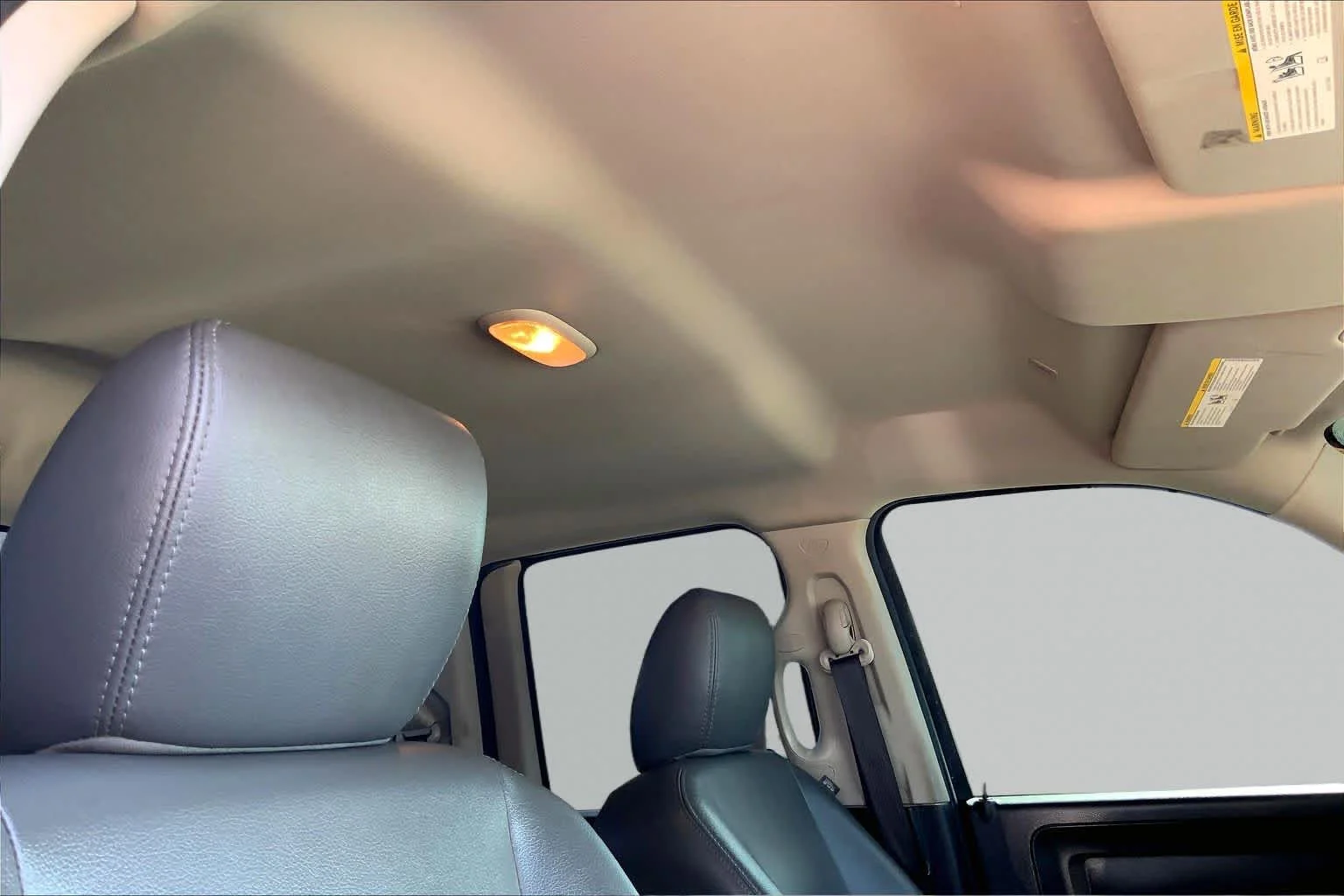 Used 2018 Granite Crystal Metallic Clearcoat Ram Tradesman image 14