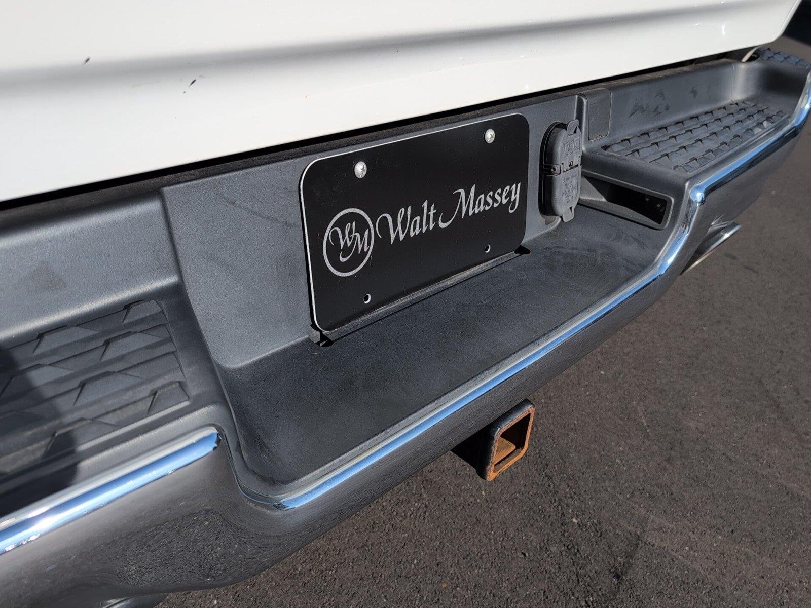 Used 2019 Ivory White Tri-Coat Pearlcoat Ram Laramie image 35