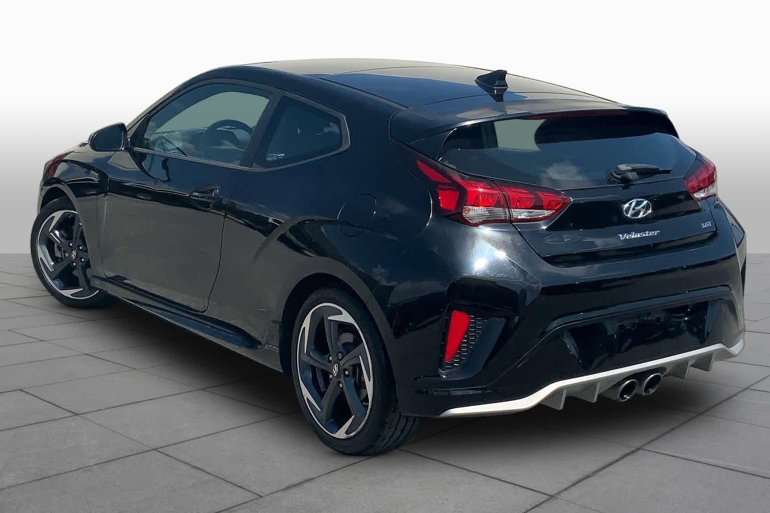 Certified Used 2020 Ultra Black Hyundai Turbo image 12