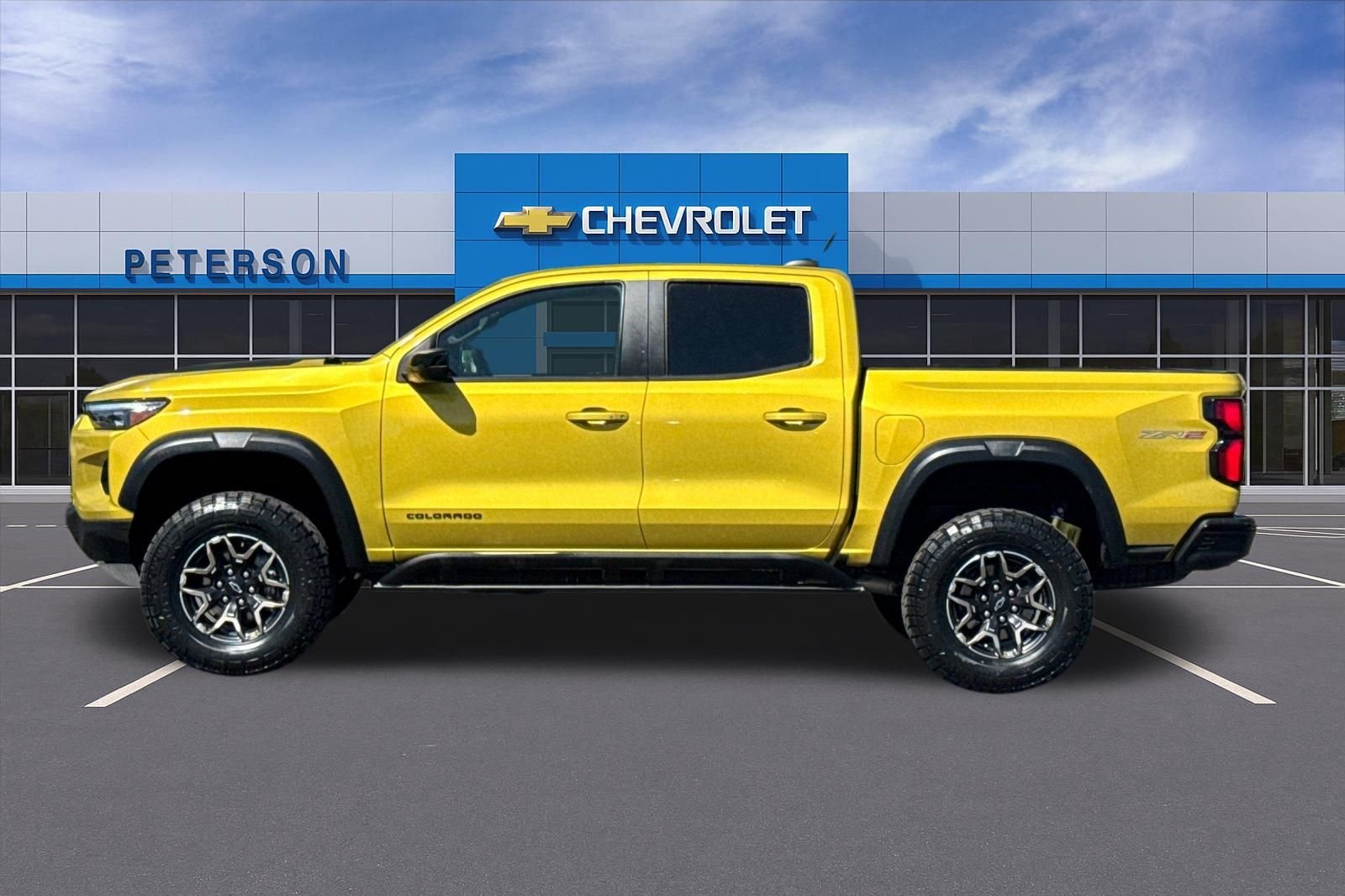 Used 2023 Yellow Chevrolet ZR2 image 7