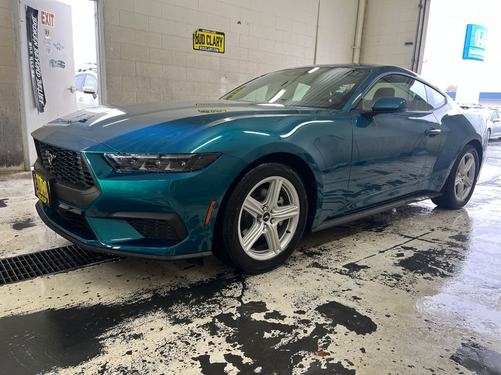 2026 Ford Mustang EcoBoost Premium Fastback's photo