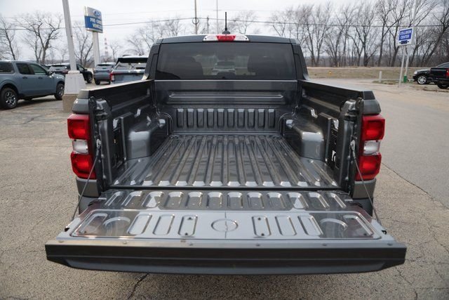 New 2026 Carbonized Gray Metallic Ford XLT image 25