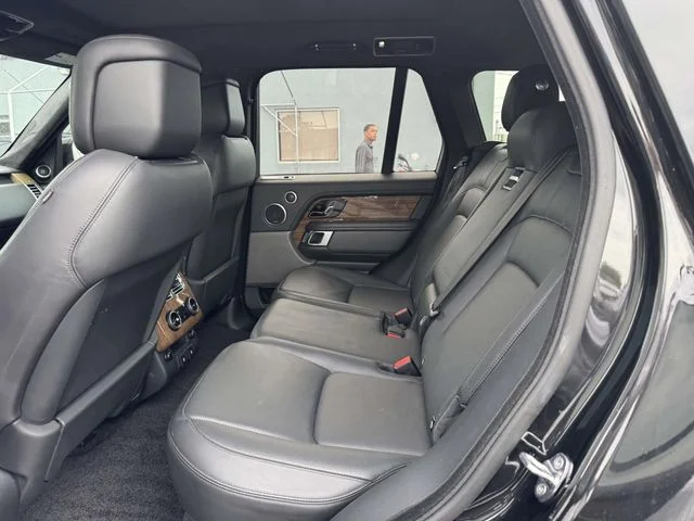 Used 2019 Black Land Rover 5.0L V8 Supercharged image 18