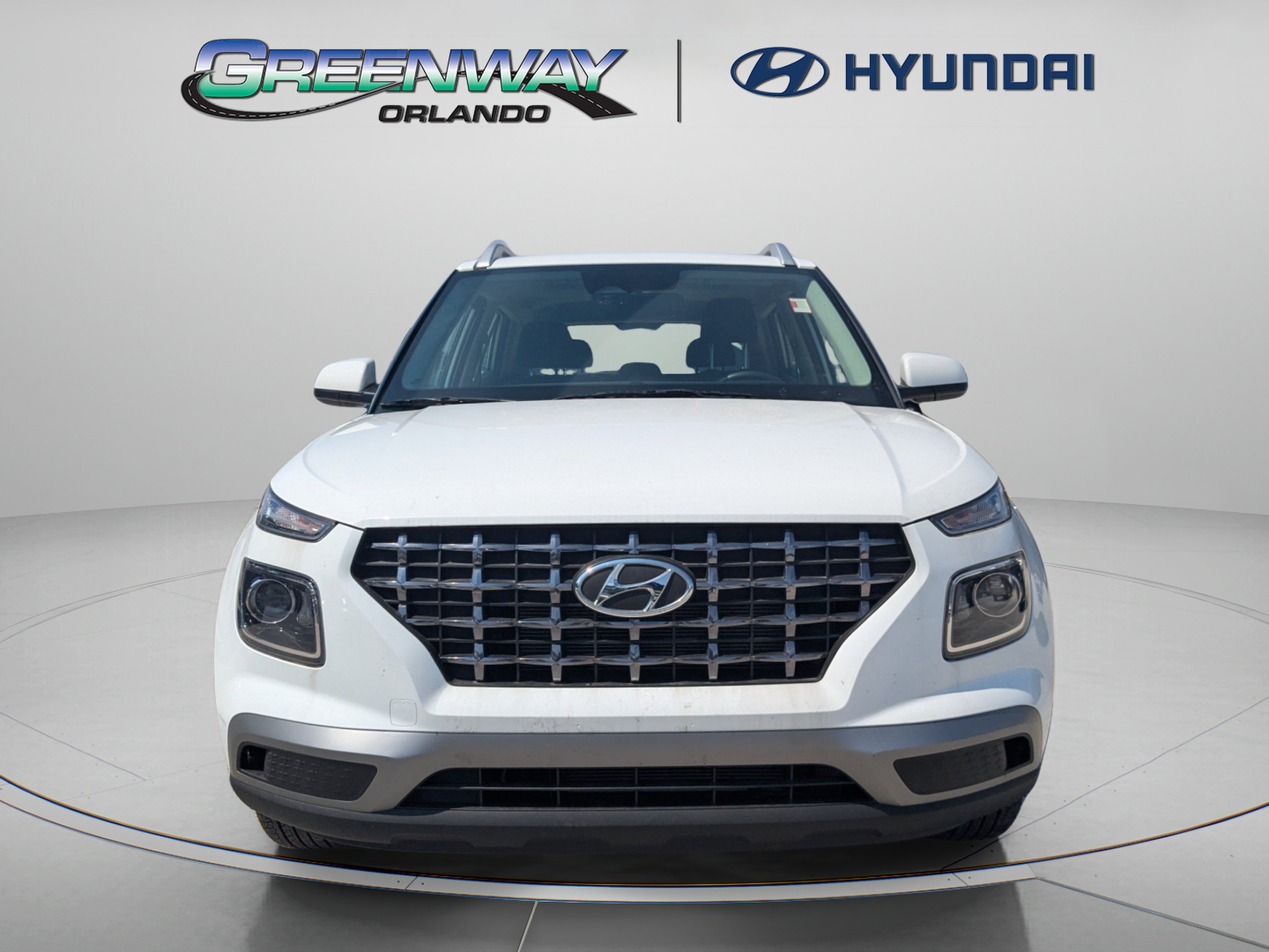 Certified Used 2025 Lunar White Hyundai SEL image 3