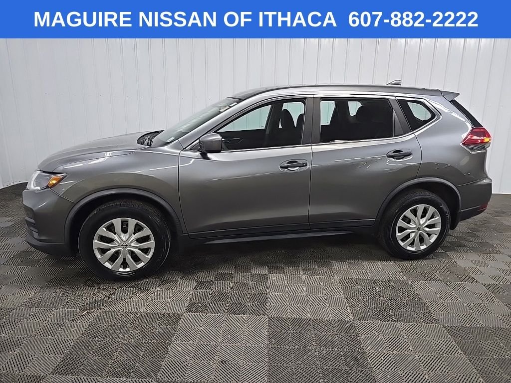 Used 2018 Gray Nissan S image 5